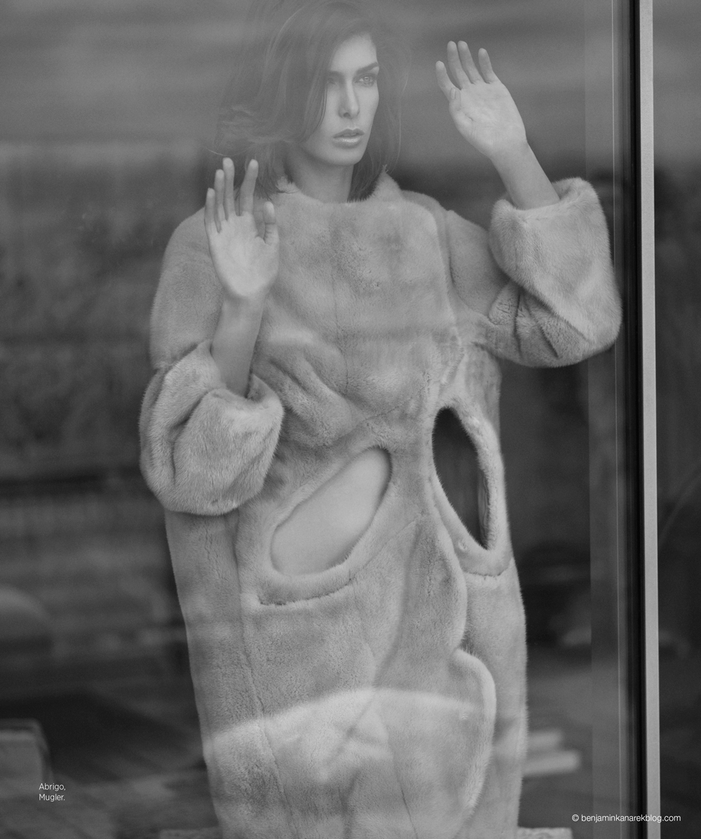 Kristina Salinovic in "Rêves Parisiens" for Harper's BAZAAR © Benjamin Kanarek